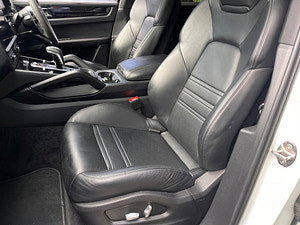 Porsche Cayenne thumbnail