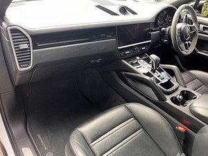 Porsche Cayenne thumbnail