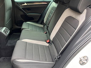 Volkswagen Golf thumbnail