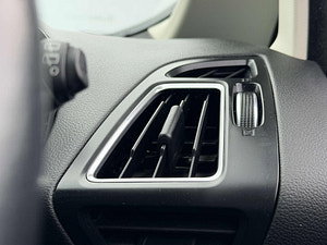 Ford C-Max thumbnail