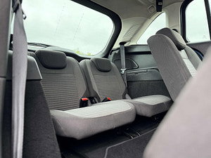 Ford C-Max thumbnail