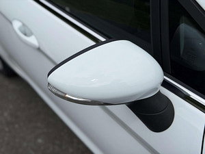 Ford Fiesta thumbnail