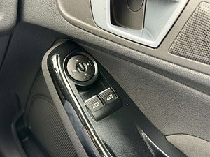 Ford Fiesta thumbnail