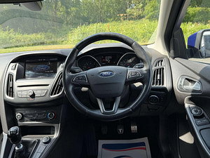 Ford Focus thumbnail