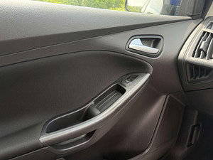 Ford Focus thumbnail