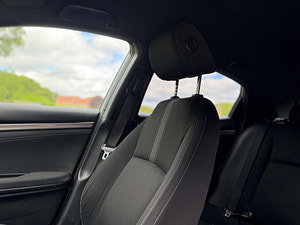 Honda Civic thumbnail