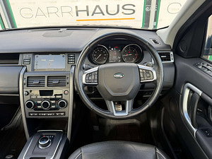 Land Rover Discovery Sport thumbnail