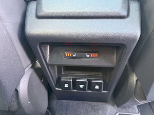 Land Rover Discovery Sport thumbnail