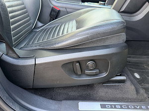 Land Rover Discovery Sport thumbnail