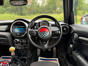 MINI Hatch thumbnail
