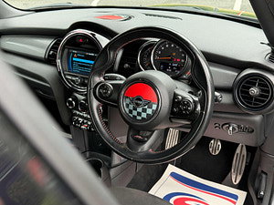 MINI Hatch thumbnail