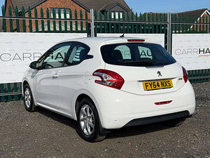 Peugeot 208 thumbnail