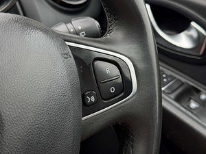 Renault Clio thumbnail