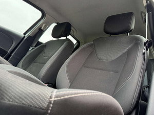Renault Clio thumbnail