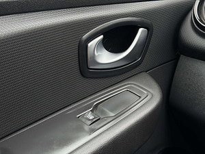Renault Clio thumbnail