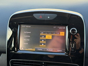 Renault Clio thumbnail