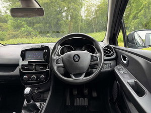 Renault Clio thumbnail