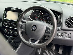 Renault Clio thumbnail