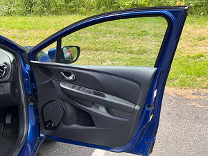 Renault Clio thumbnail