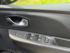 Renault Clio thumbnail