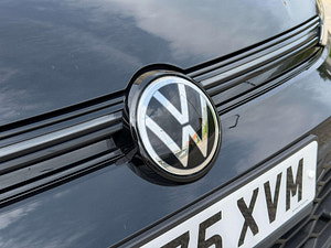 Volkswagen Golf thumbnail