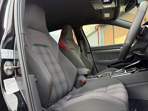 Volkswagen Golf thumbnail