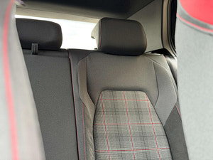 Volkswagen Golf thumbnail