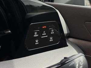 Volkswagen Golf thumbnail