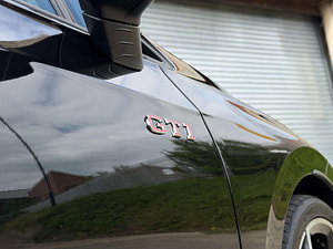 Volkswagen Golf thumbnail