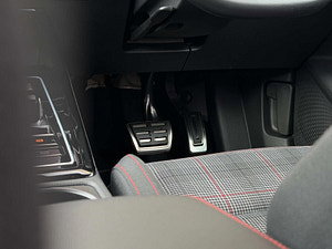 Volkswagen Golf thumbnail