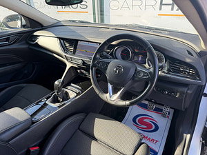 Vauxhall Insignia thumbnail