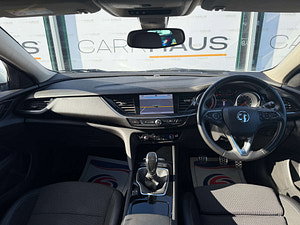 Vauxhall Insignia thumbnail