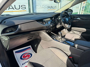 Vauxhall Insignia thumbnail