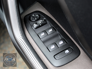 Peugeot 2008 thumbnail