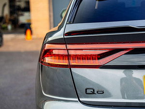 Audi Q8 thumbnail