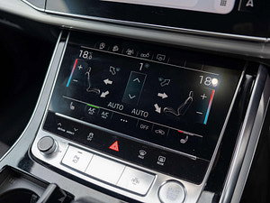 Audi Q8 thumbnail