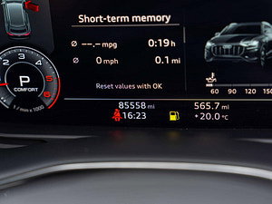 Audi Q8 thumbnail