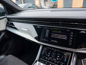 Audi Q8 thumbnail