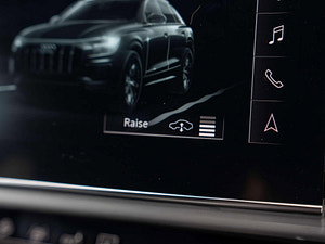 Audi Q8 thumbnail