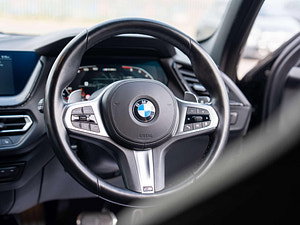 BMW 1 Series thumbnail