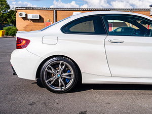 BMW 2 Series thumbnail