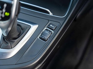 BMW 2 Series thumbnail