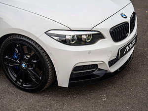 BMW 2 Series thumbnail