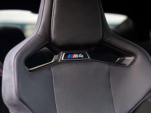 BMW M4 thumbnail