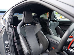 BMW M4 thumbnail