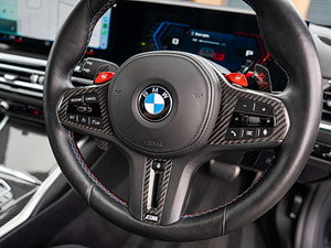 BMW M4 thumbnail