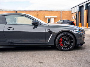 BMW M4 thumbnail