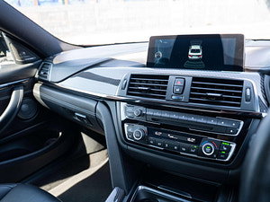 BMW M4 thumbnail