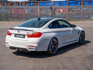 BMW M4 thumbnail