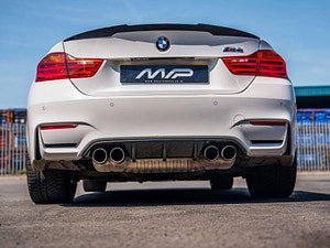 BMW M4 thumbnail
